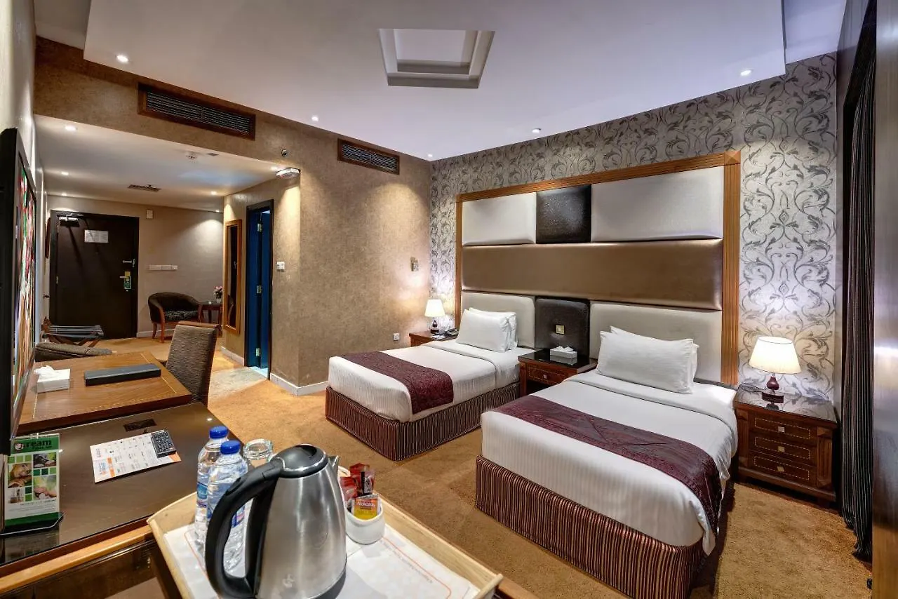 Delmon Palace Hotel Ντουμπάι