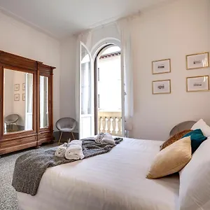 Apartment Magenta By Mamo